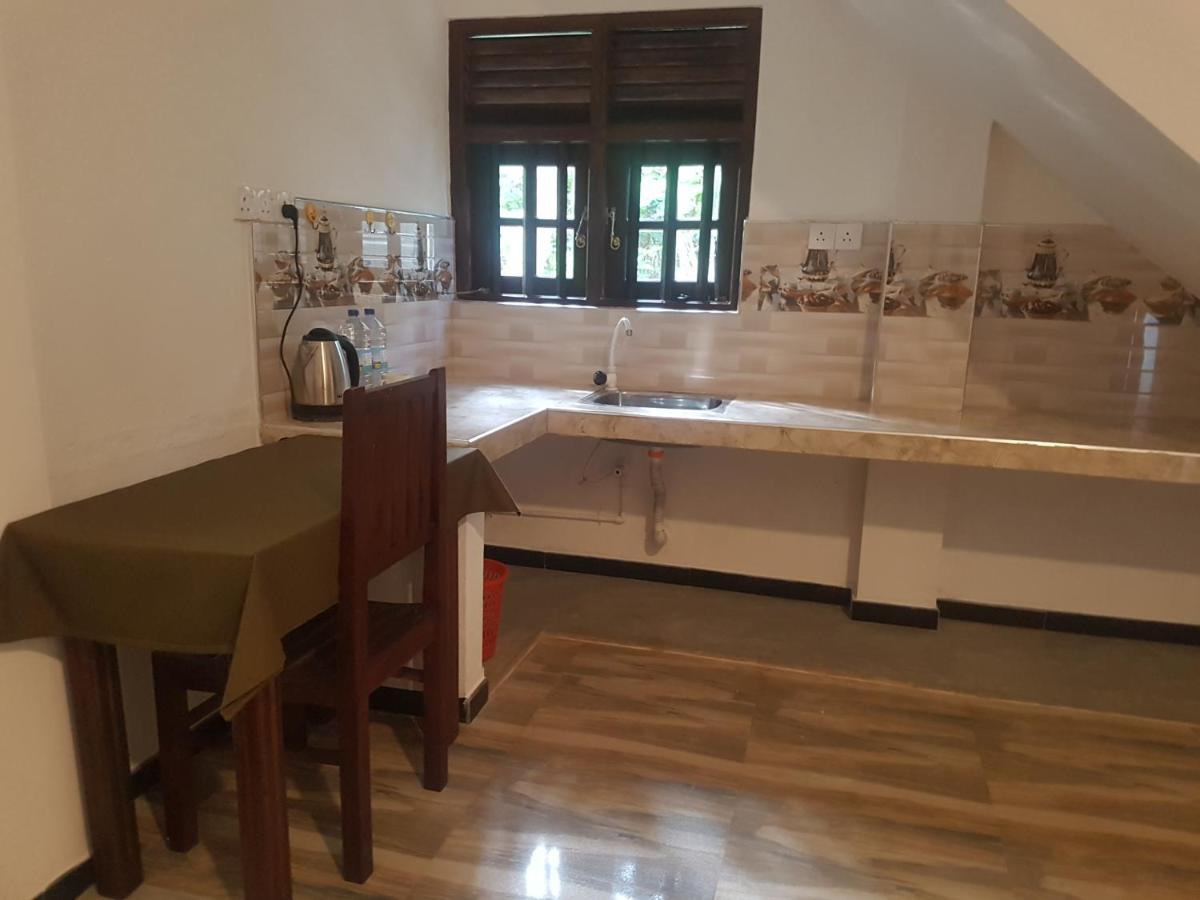 Sea Port Hiriketiya Bed and Breakfast Dikwella Εξωτερικό φωτογραφία